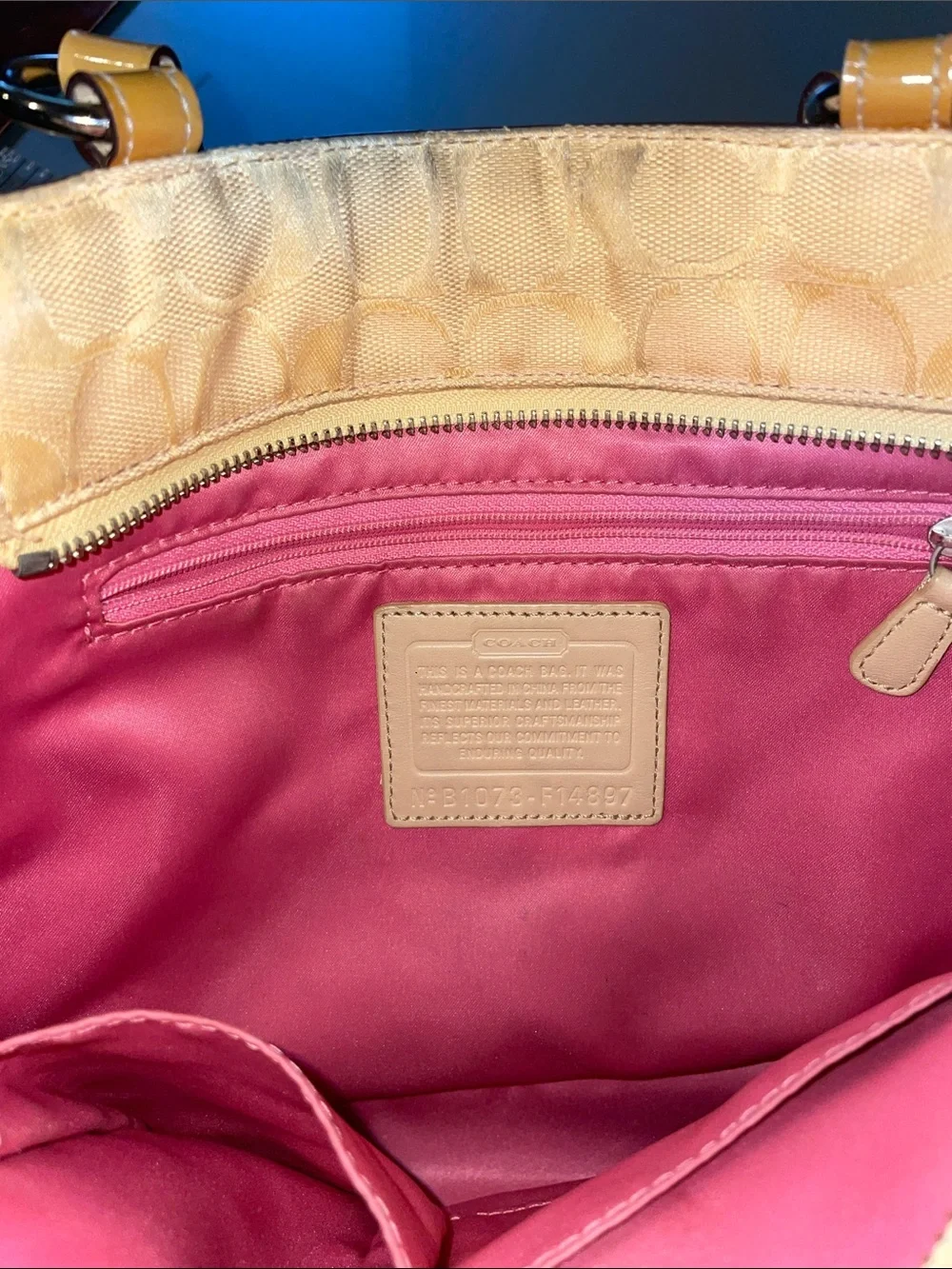 Coach Patchwork Signature Tote in Pastel F14897